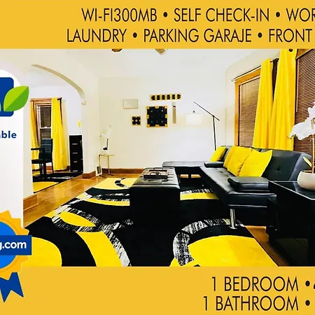 The Amber Retreat - Brooklyn Centre Comfort - Charming Space For Families, Couples & Business Travelers Near Downtown - With 300Mb Wifi, Parking & Self Check-In Cleveland Exterior foto